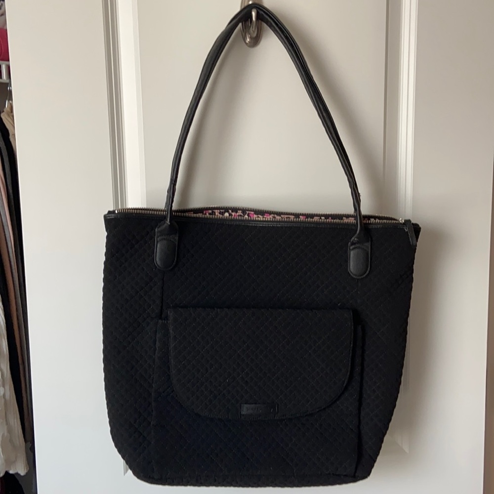 Vera Bradley quilted bag.  Never used. New with tag.
